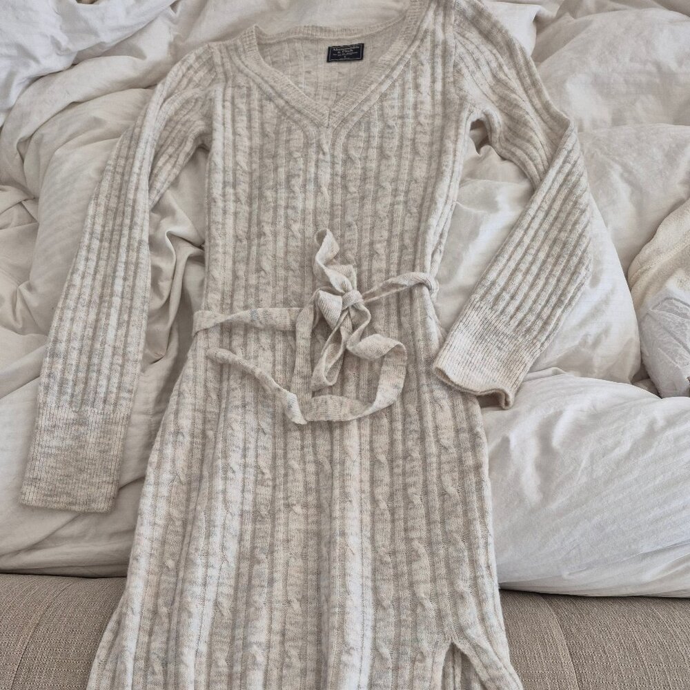 abercrombie and fitch sweater dress